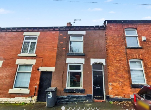 Updating in Ashton-under-Lyne photo